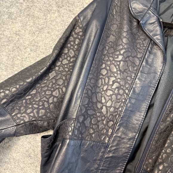 Vtg Oscar Leopold Deep Navy Animal Print Panels Retro Genuine Leather Jacket P/S - Picture 6 of 11